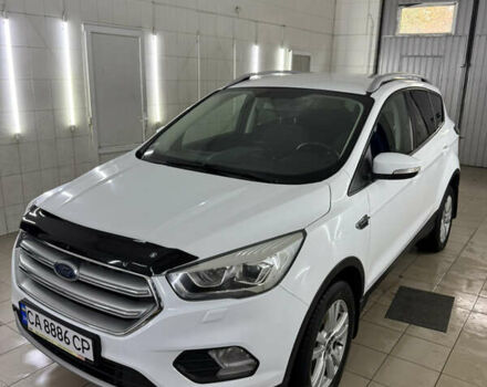 Форд Куга 2017 у Умани на Automoto.ua Білий Форд Куга, об'ємом двигуна 2 л та пробігом 210 тис. км за 15000 $, фото 10 на Automoto.ua
