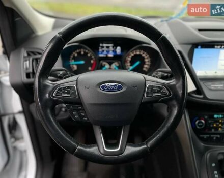 Белый Форд Куга, объемом двигателя 2 л и пробегом 193 тыс. км за 14500 $, фото 20 на Automoto.ua