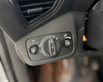 Форд Куга 2017 у Умани на Automoto.ua Білий Форд Куга, об'ємом двигуна 2 л та пробігом 210 тис. км за 15000 $, фото 40 на Automoto.ua