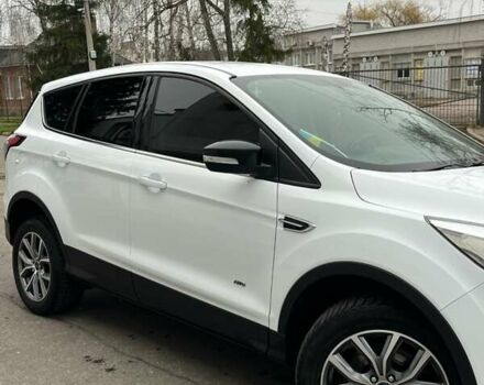 Белый Форд Куга, объемом двигателя 2 л и пробегом 153 тыс. км за 15500 $, фото 2 на Automoto.ua