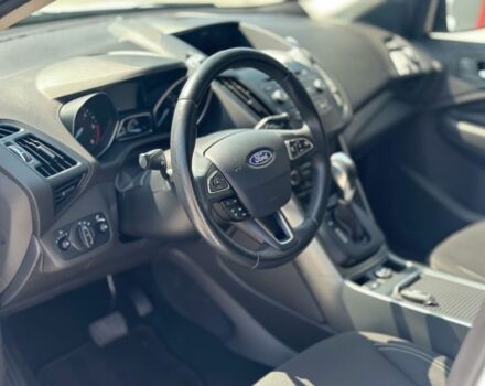 Белый Форд Куга, объемом двигателя 2 л и пробегом 80 тыс. км за 15800 $, фото 7 на Automoto.ua