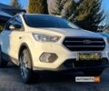 Белый Форд Куга, объемом двигателя 2 л и пробегом 245 тыс. км за 16600 $, фото 1 на Automoto.ua