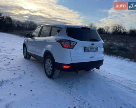 Белый Форд Куга, объемом двигателя 2 л и пробегом 179 тыс. км за 13500 $, фото 8 на Automoto.ua