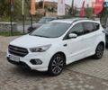 Белый Форд Куга, объемом двигателя 2 л и пробегом 333 тыс. км за 16855 $, фото 1 на Automoto.ua