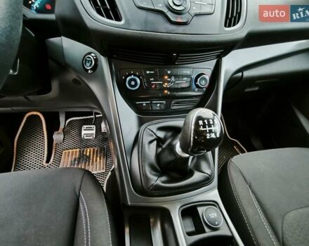 Белый Форд Куга, объемом двигателя 1.5 л и пробегом 180 тыс. км за 14400 $, фото 28 на Automoto.ua