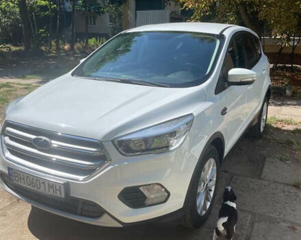 Белый Форд Куга, объемом двигателя 1.5 л и пробегом 55 тыс. км за 17900 $, фото 1 на Automoto.ua