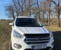 Белый Форд Куга, объемом двигателя 1.5 л и пробегом 172 тыс. км за 15500 $, фото 2 на Automoto.ua