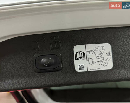 Белый Форд Куга, объемом двигателя 2 л и пробегом 229 тыс. км за 16500 $, фото 6 на Automoto.ua