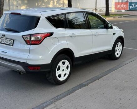 Білий Форд Куга, об'ємом двигуна 1.5 л та пробігом 116 тис. км за 17000 $, фото 19 на Automoto.ua