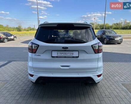 Белый Форд Куга, объемом двигателя 2 л и пробегом 223 тыс. км за 19300 $, фото 5 на Automoto.ua