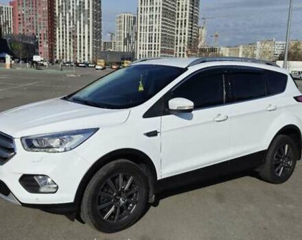 Белый Форд Куга, объемом двигателя 2 л и пробегом 180 тыс. км за 18500 $, фото 14 на Automoto.ua