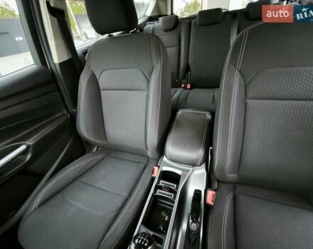 Белый Форд Куга, объемом двигателя 1.5 л и пробегом 180 тыс. км за 14400 $, фото 23 на Automoto.ua