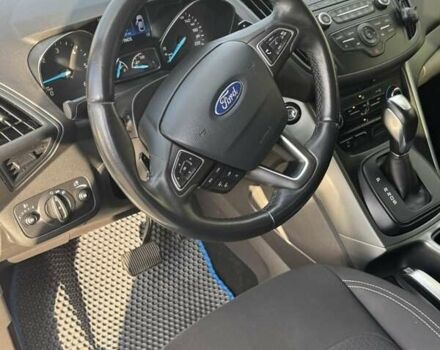 Білий Форд Куга, об'ємом двигуна 1.5 л та пробігом 168 тис. км за 15500 $, фото 4 на Automoto.ua