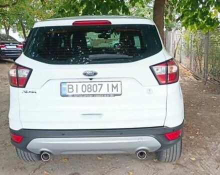 Білий Форд Куга, об'ємом двигуна 1.5 л та пробігом 138 тис. км за 17000 $, фото 2 на Automoto.ua