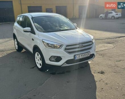 Білий Форд Куга, об'ємом двигуна 1.5 л та пробігом 116 тис. км за 17000 $, фото 6 на Automoto.ua