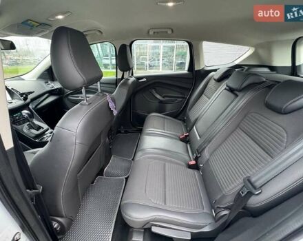 Белый Форд Куга, объемом двигателя 1.5 л и пробегом 91 тыс. км за 17500 $, фото 51 на Automoto.ua