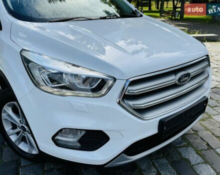 Білий Форд Куга, об'ємом двигуна 2 л та пробігом 140 тис. км за 19500 $, фото 32 на Automoto.ua
