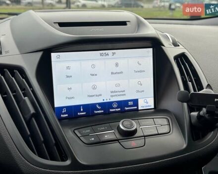 Белый Форд Куга, объемом двигателя 1.5 л и пробегом 91 тыс. км за 17500 $, фото 39 на Automoto.ua