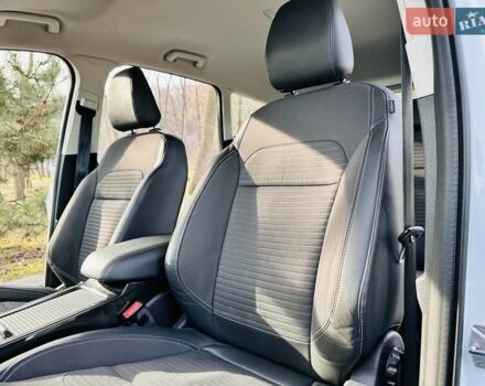 Білий Форд Куга, об'ємом двигуна 2 л та пробігом 140 тис. км за 18500 $, фото 48 на Automoto.ua