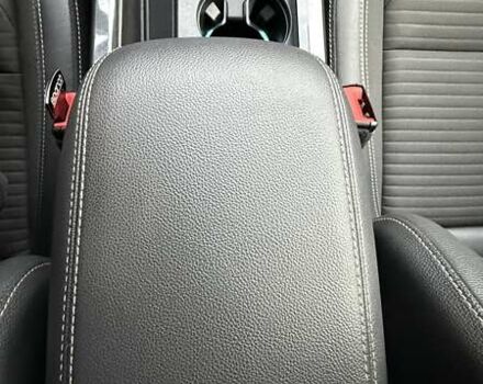 Білий Форд Куга, об'ємом двигуна 2 л та пробігом 187 тис. км за 16963 $, фото 25 на Automoto.ua