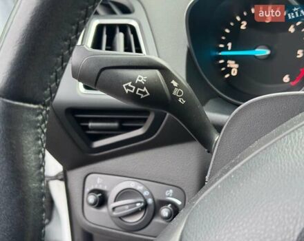 Белый Форд Куга, объемом двигателя 1.5 л и пробегом 91 тыс. км за 17500 $, фото 29 на Automoto.ua