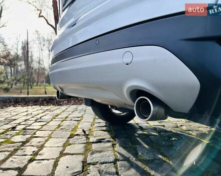Білий Форд Куга, об'ємом двигуна 2 л та пробігом 140 тис. км за 18500 $, фото 32 на Automoto.ua