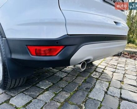 Білий Форд Куга, об'ємом двигуна 2 л та пробігом 140 тис. км за 18500 $, фото 41 на Automoto.ua