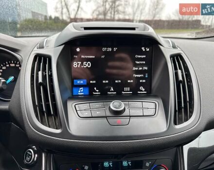 Белый Форд Куга, объемом двигателя 2 л и пробегом 70 тыс. км за 20500 $, фото 30 на Automoto.ua