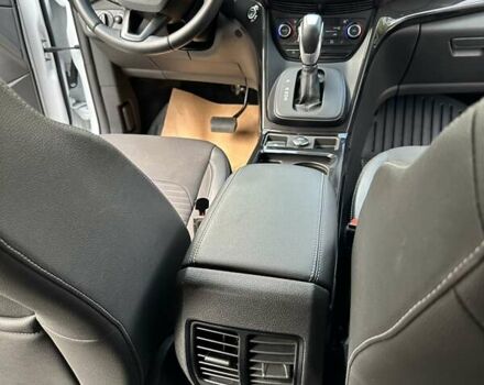 Белый Форд Куга, объемом двигателя 1.5 л и пробегом 49 тыс. км за 18500 $, фото 15 на Automoto.ua