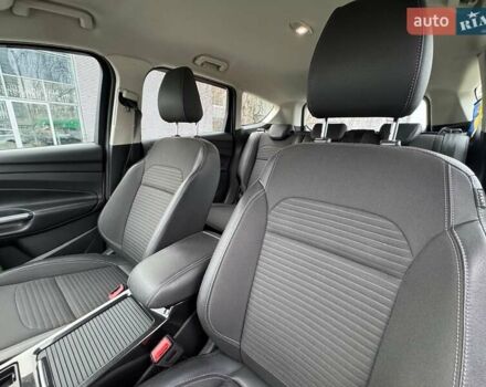 Белый Форд Куга, объемом двигателя 1.5 л и пробегом 91 тыс. км за 17500 $, фото 24 на Automoto.ua
