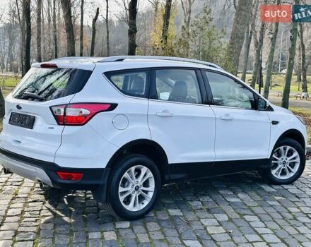 Білий Форд Куга, об'ємом двигуна 2 л та пробігом 140 тис. км за 18500 $, фото 29 на Automoto.ua