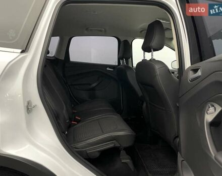 Білий Форд Куга, об'ємом двигуна 2 л та пробігом 45 тис. км за 23104 $, фото 18 на Automoto.ua