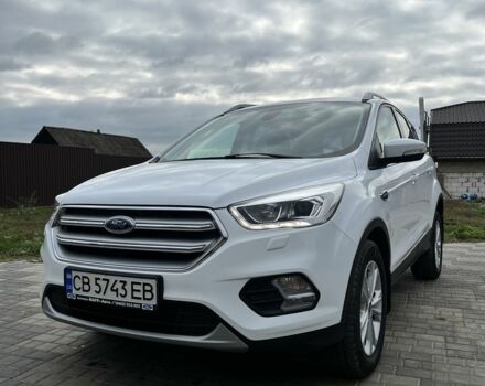 Білий Форд Куга, об'ємом двигуна 1.5 л та пробігом 20 тис. км за 22000 $, фото 1 на Automoto.ua