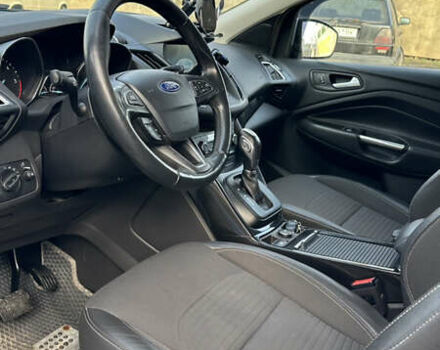 Белый Форд Куга, объемом двигателя 1.5 л и пробегом 102 тыс. км за 19500 $, фото 27 на Automoto.ua