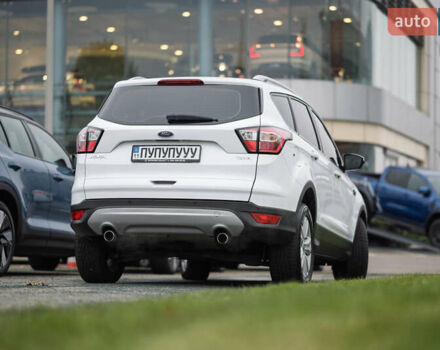 Белый Форд Куга, объемом двигателя 1.5 л и пробегом 82 тыс. км за 19500 $, фото 9 на Automoto.ua