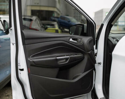 Белый Форд Куга, объемом двигателя 1.5 л и пробегом 82 тыс. км за 19500 $, фото 16 на Automoto.ua