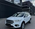 Белый Форд Куга, объемом двигателя 1.5 л и пробегом 60 тыс. км за 16900 $, фото 1 на Automoto.ua