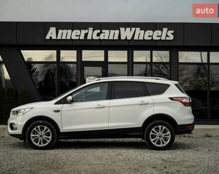 Білий Форд Куга, об'ємом двигуна 1.5 л та пробігом 88 тис. км за 18900 $, фото 3 на Automoto.ua