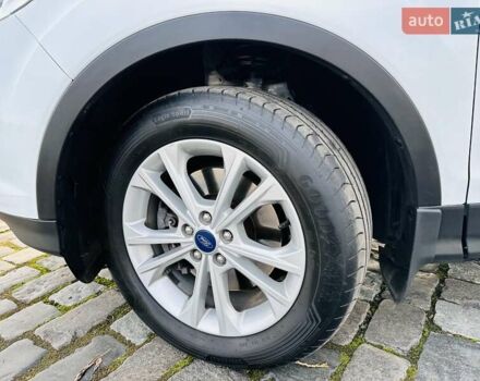 Білий Форд Куга, об'ємом двигуна 2 л та пробігом 140 тис. км за 18500 $, фото 24 на Automoto.ua