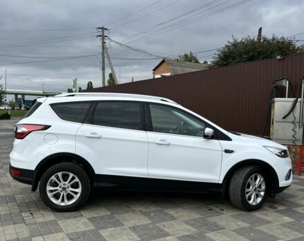 Білий Форд Куга, об'ємом двигуна 1.5 л та пробігом 20 тис. км за 22000 $, фото 6 на Automoto.ua