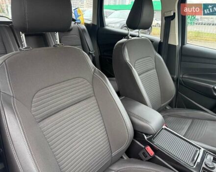 Белый Форд Куга, объемом двигателя 1.5 л и пробегом 91 тыс. км за 17500 $, фото 60 на Automoto.ua