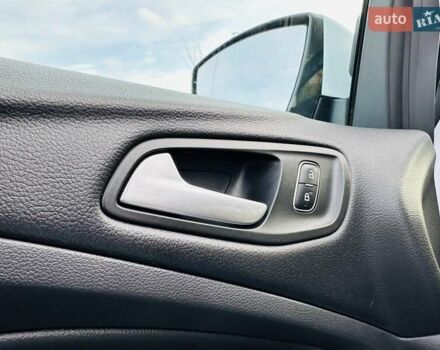 Білий Форд Куга, об'ємом двигуна 2 л та пробігом 140 тис. км за 18500 $, фото 45 на Automoto.ua