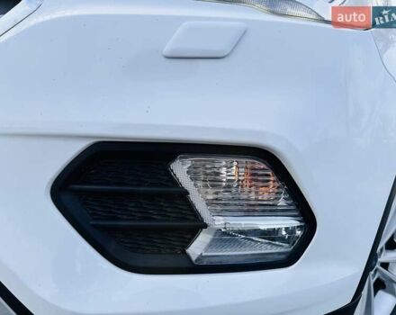 Білий Форд Куга, об'ємом двигуна 2 л та пробігом 140 тис. км за 18500 $, фото 17 на Automoto.ua