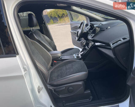 Білий Форд Куга, об'ємом двигуна 2 л та пробігом 248 тис. км за 17500 $, фото 28 на Automoto.ua