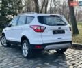Білий Форд Куга, об'ємом двигуна 2 л та пробігом 140 тис. км за 18500 $, фото 35 на Automoto.ua