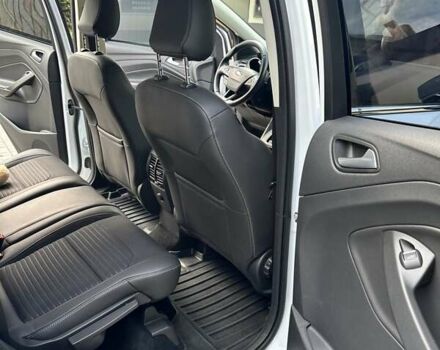 Белый Форд Куга, объемом двигателя 1.5 л и пробегом 49 тыс. км за 18500 $, фото 11 на Automoto.ua