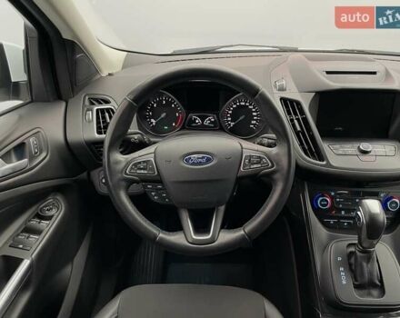 Білий Форд Куга, об'ємом двигуна 2 л та пробігом 45 тис. км за 23104 $, фото 17 на Automoto.ua