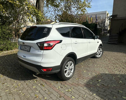 Белый Форд Куга, объемом двигателя 1.5 л и пробегом 88 тыс. км за 18000 $, фото 4 на Automoto.ua