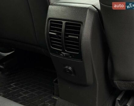 Белый Форд Куга, объемом двигателя 2 л и пробегом 184 тыс. км за 18700 $, фото 63 на Automoto.ua