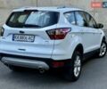 Белый Форд Куга, объемом двигателя 2 л и пробегом 120 тыс. км за 17900 $, фото 13 на Automoto.ua
